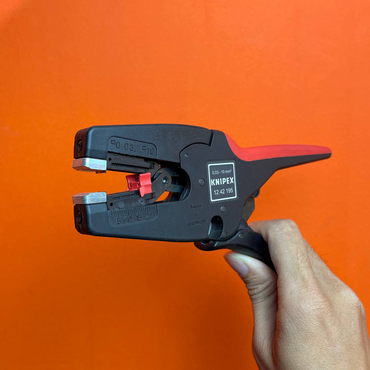KÌM TUỐT ĐẦU DÂY ĐIỆN KNIPEX MULTISTRIP 10 MM 12 42 195 - Ảnh 4