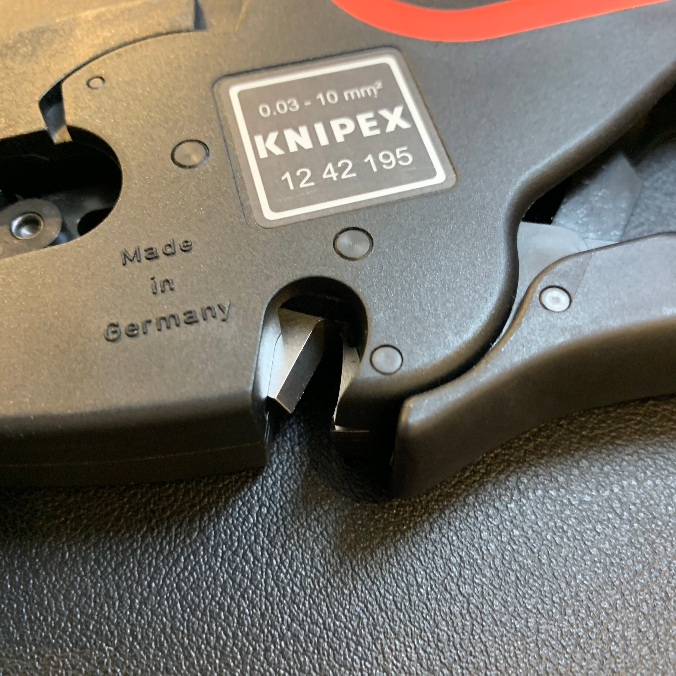 KÌM TUỐT ĐẦU DÂY ĐIỆN KNIPEX MULTISTRIP 10 MM 12 42 195 - Ảnh 9
