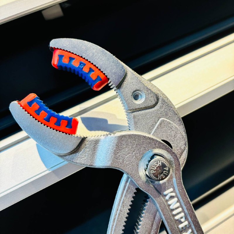 KÌM KẸP ỐNG CÓ HÀM NHỰA KNIPEX DÀI 250 MM 81 13 250 - Ảnh 3
