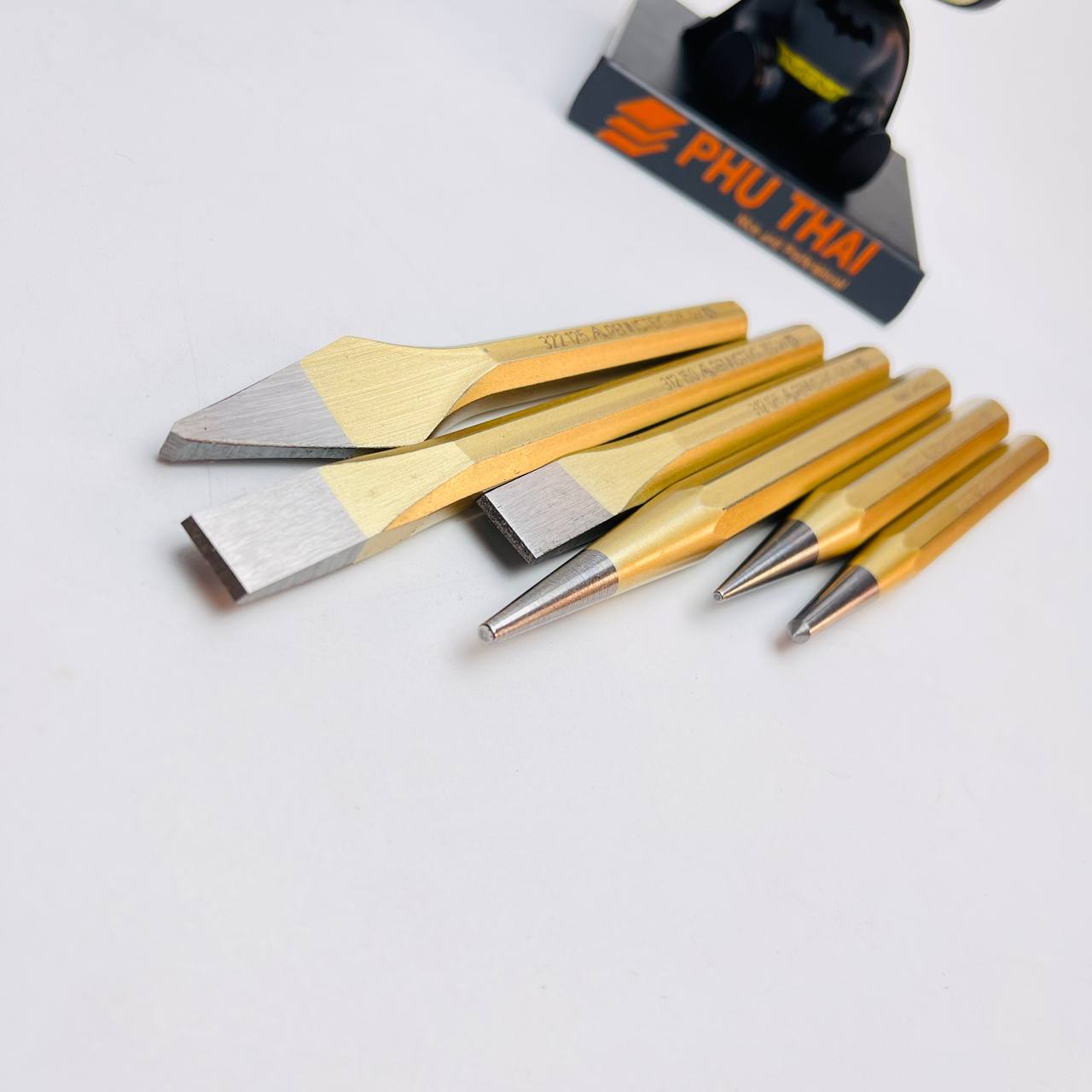 BỘ ĐỤC LỖ VÀ CHỐT CÔN 6 CÁI RENNSTEIG ĐƯỢC ĐẶT TRONG MỘT GIÁ ĐỠ BẰNG NHỰA - Ảnh 6