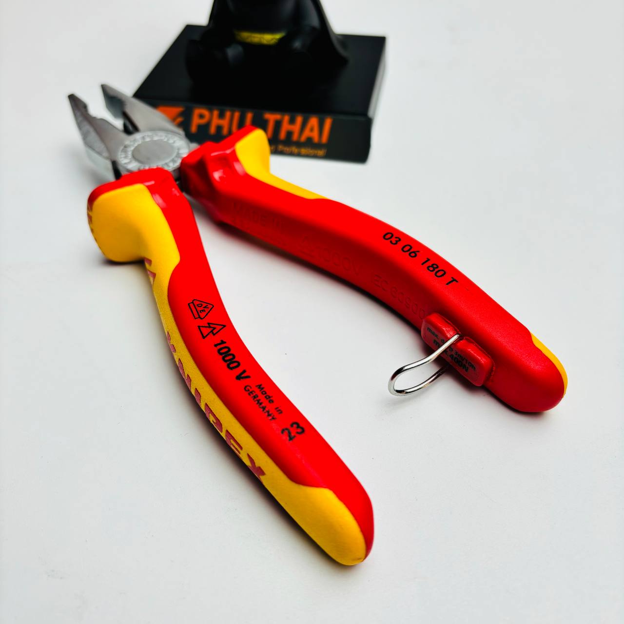 KÌM ĐA NĂNG KNIPEX DÀI 180 MM CÁCH DIỆN 1000 V CÓ VÒNG GẮN DÂY AN TOÀN 03 06 180 T - Ảnh 3