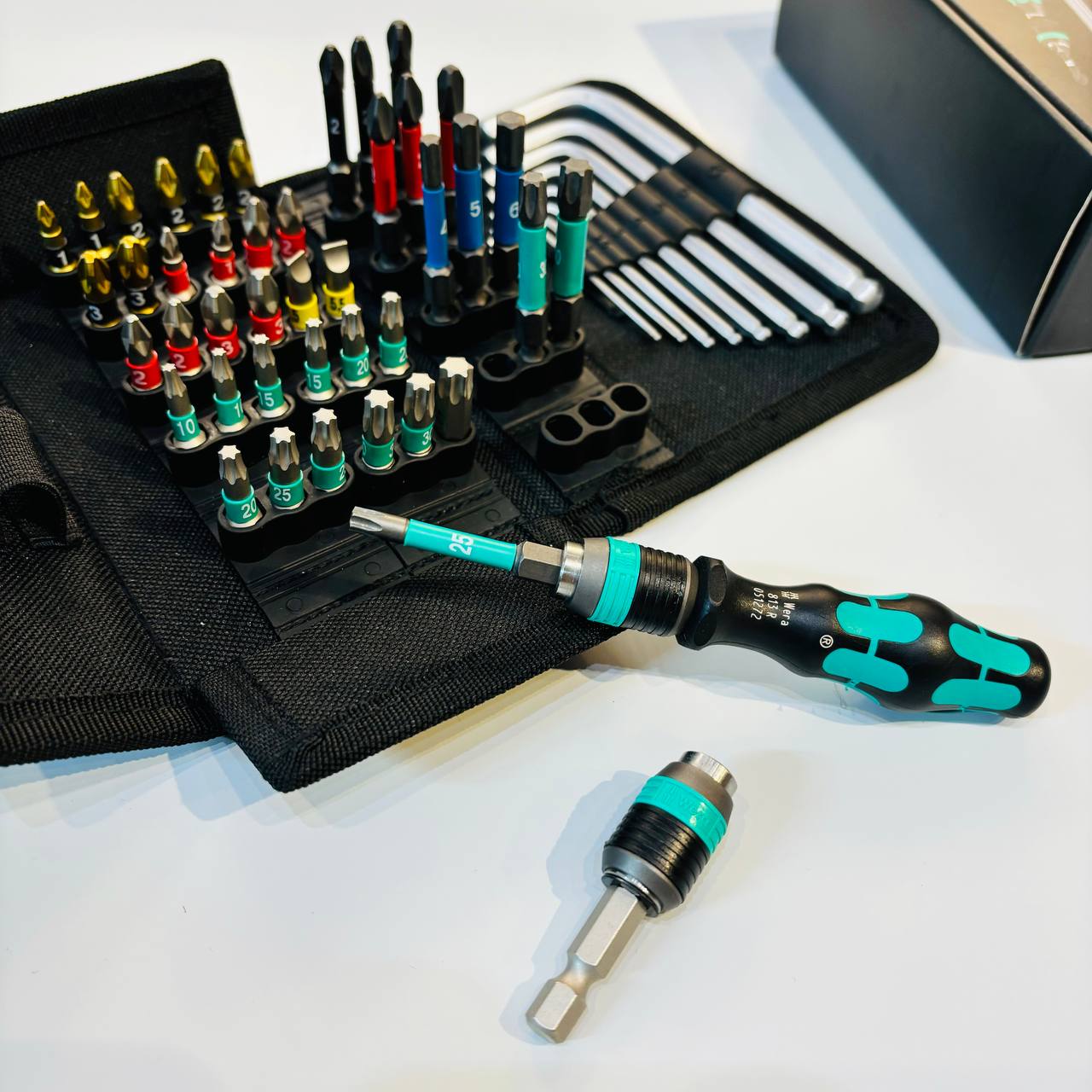 BỘ ĐẦU BIT GỒM 52 CHI TIẾT KÈM CẦN VẶN VÀ LỤC GIÁC WERA 05057460001 - Ảnh 5