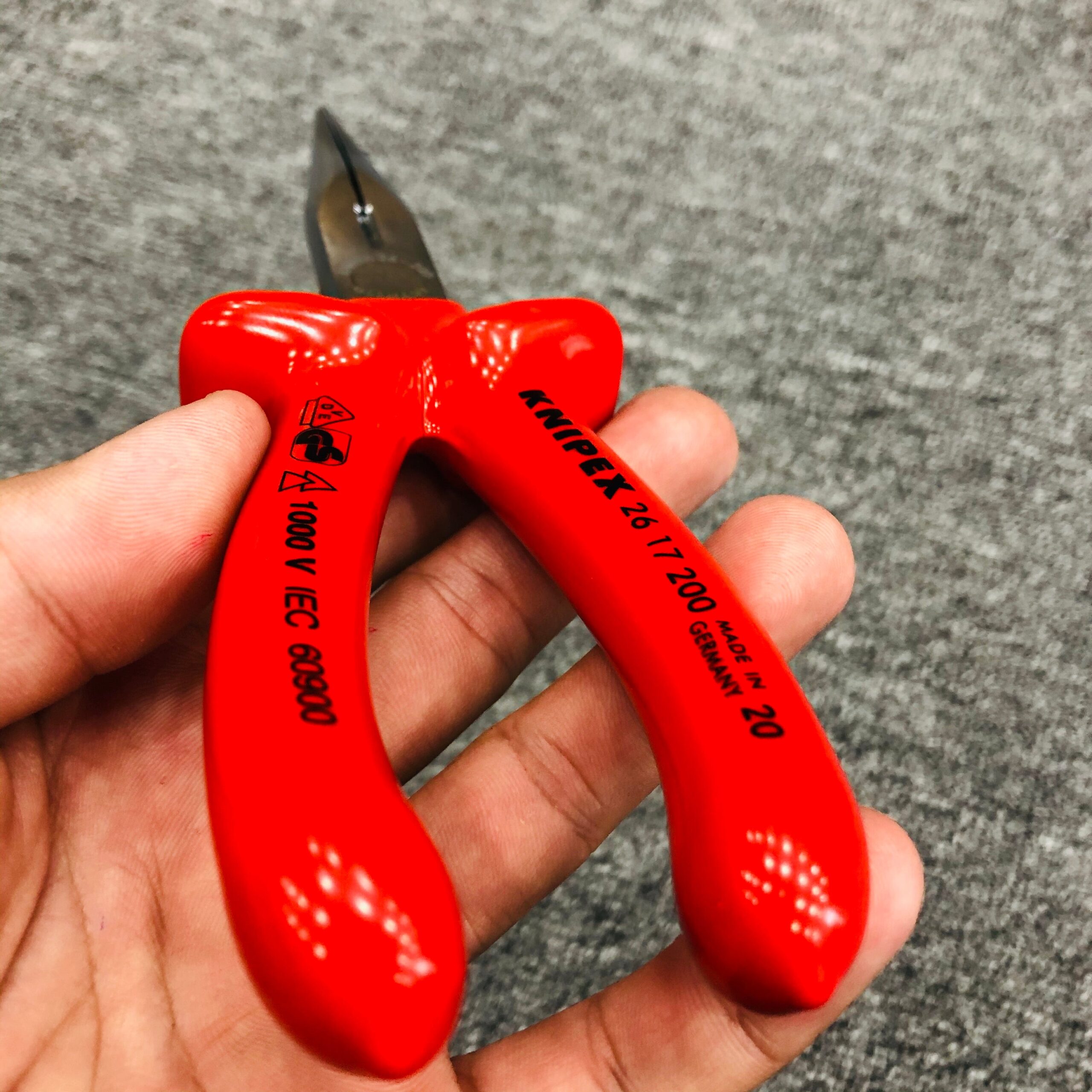 KÌM MŨI NHỌN KNIPEX DÀI 200 MM TAY CẦM ĐÚC CÁCH ĐIỆN 1000 V 26 17 200 - Ảnh 6