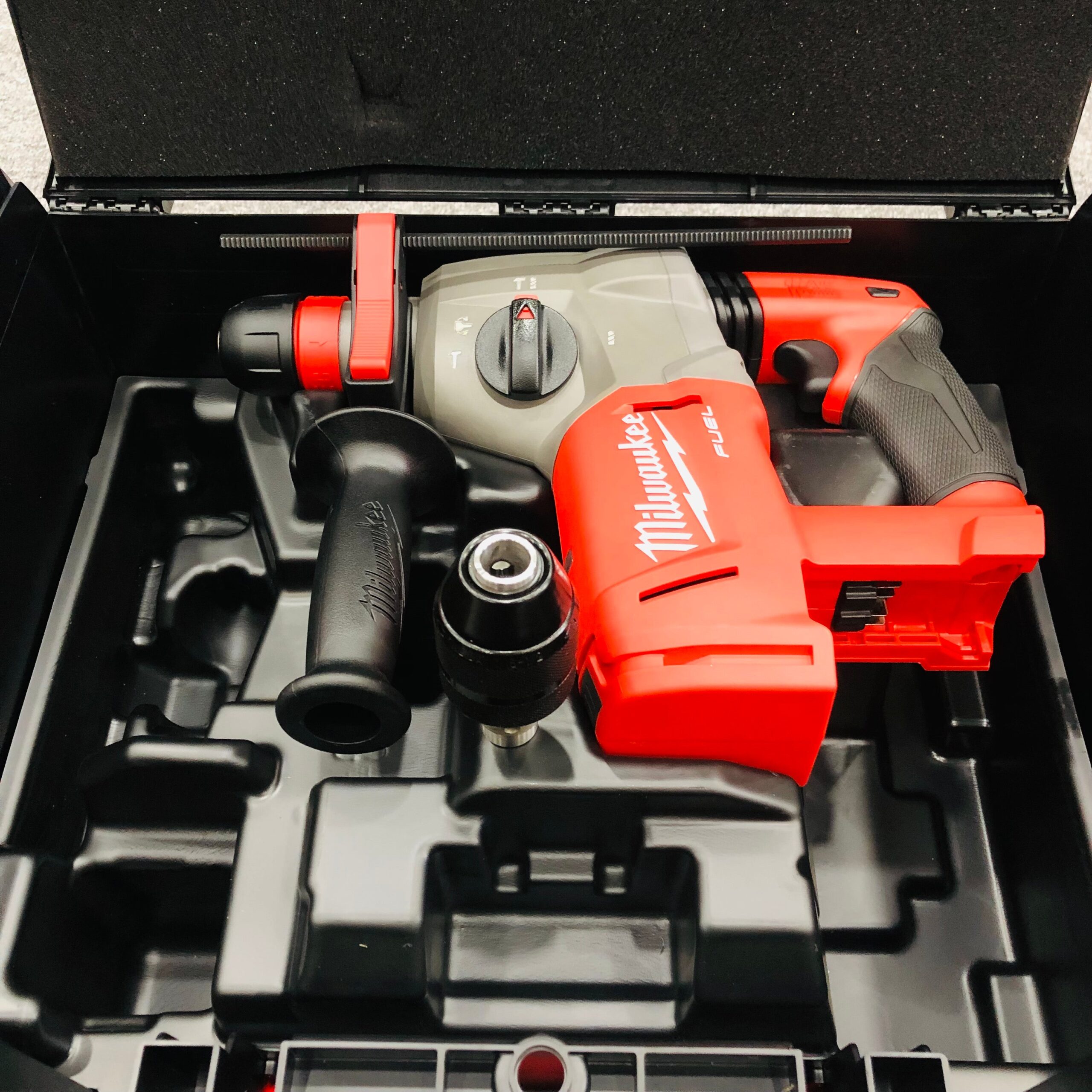 MÁY KHOAN BÚA MILWAUKEE M18 CHX-502C SET (2PIN X 5.0AH, 1 SẠC) - Ảnh 4