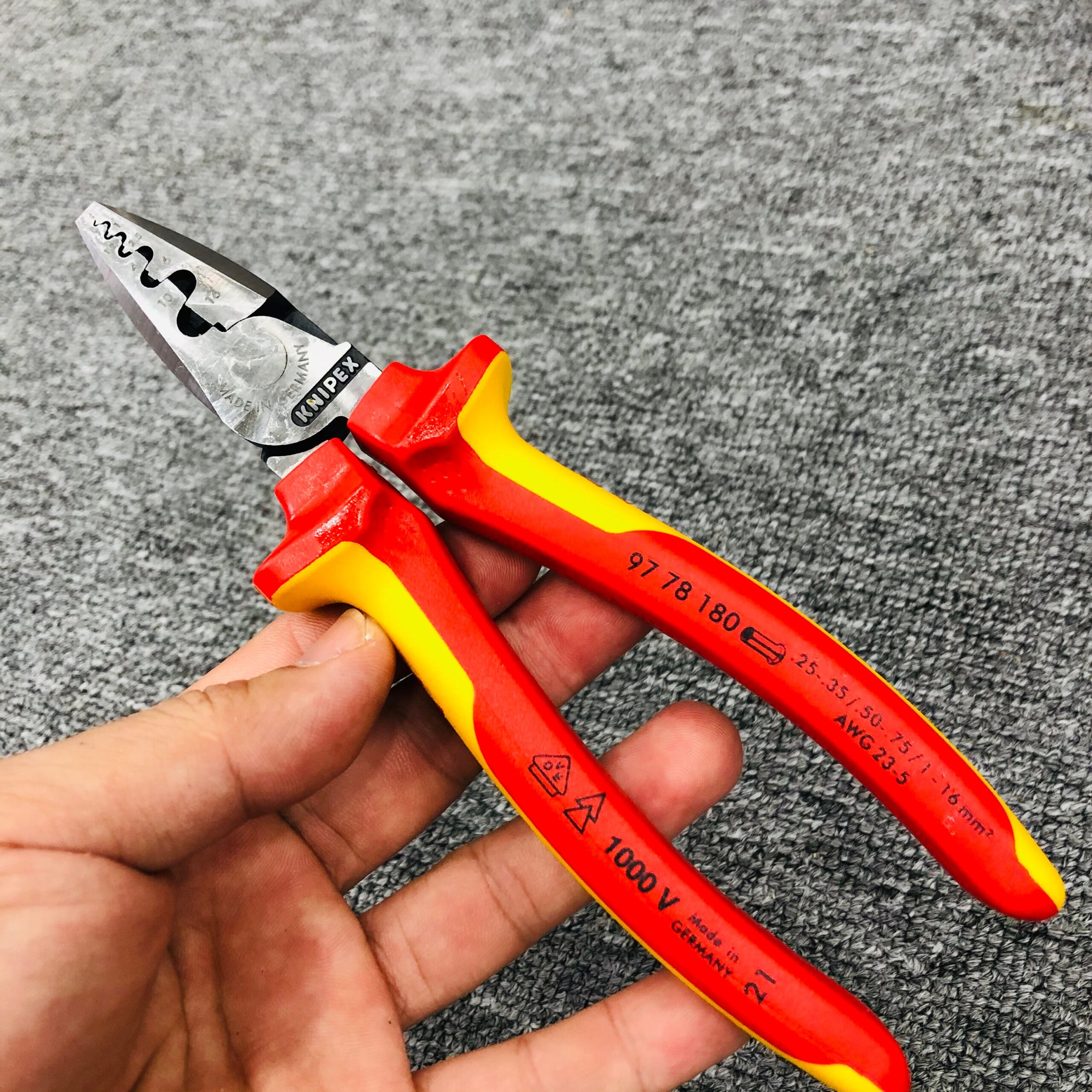 KÌM BẤM COS 16MM KNIPEX CÁCH ĐIỆN 1000V 97 78 180 - Ảnh 3