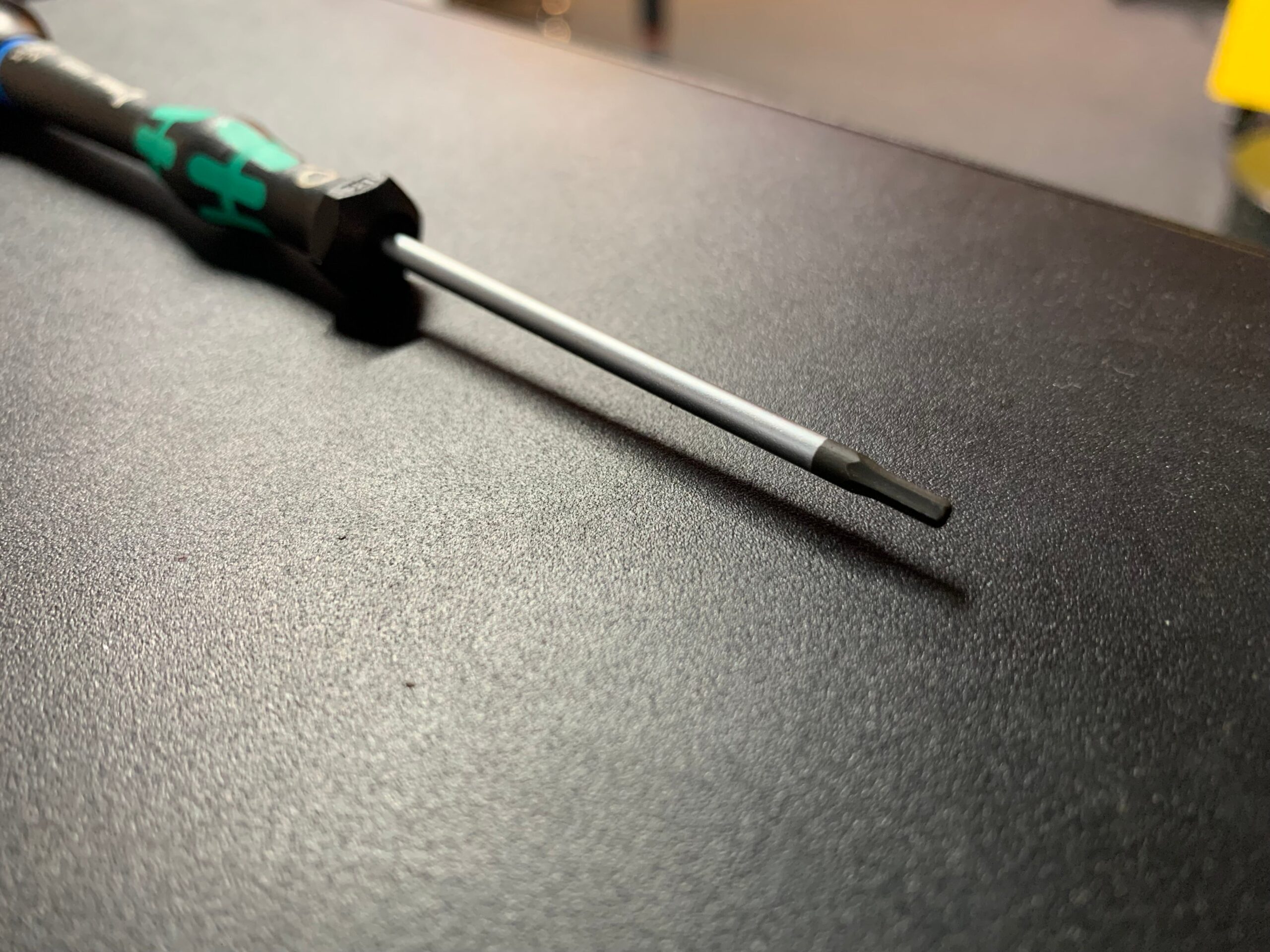TUA VÍT SỬA ĐIỆN TỬ ĐẦU LỤC GIÁC 2MM WERA KRAFTFORM MICRO 05118068001 - Ảnh 3