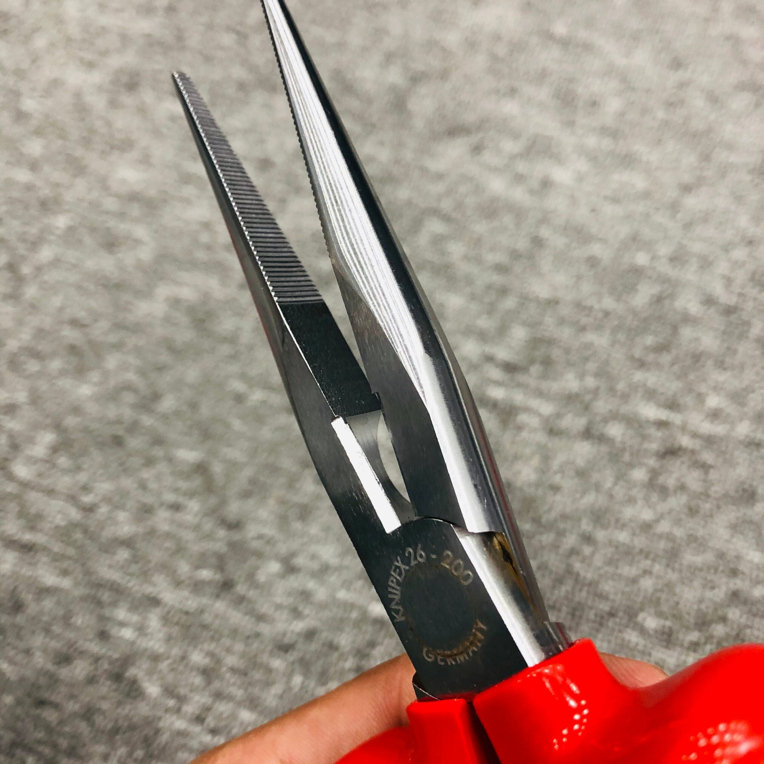 KÌM MŨI NHỌN KNIPEX DÀI 200 MM TAY CẦM ĐÚC CÁCH ĐIỆN 1000 V 26 17 200 - Ảnh 5