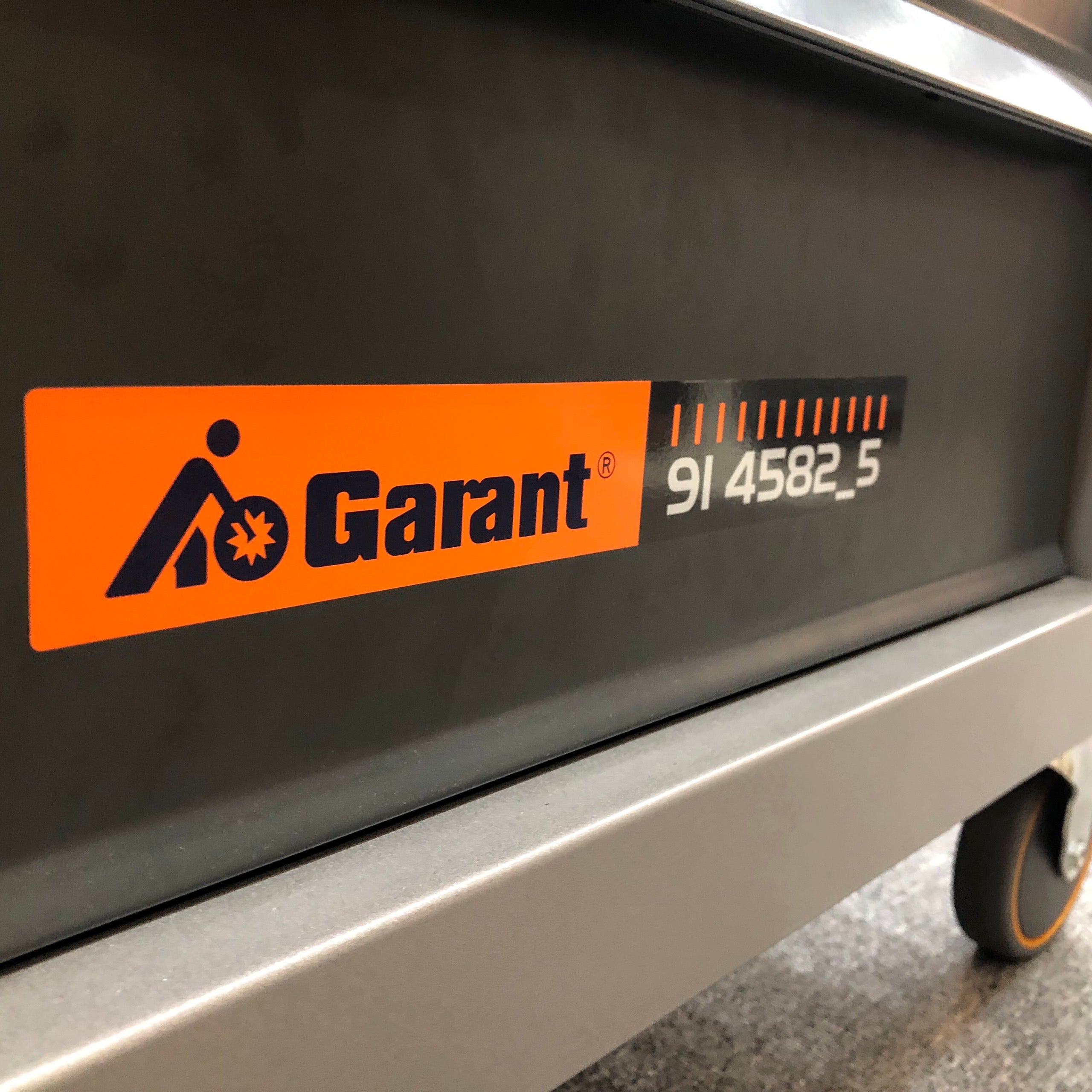 BÀN LÀM VIỆC DI ĐỘNG VỚI 5 NGĂN KÉO MỞ TỪ HAI BÊN GARANT - Ảnh 9
