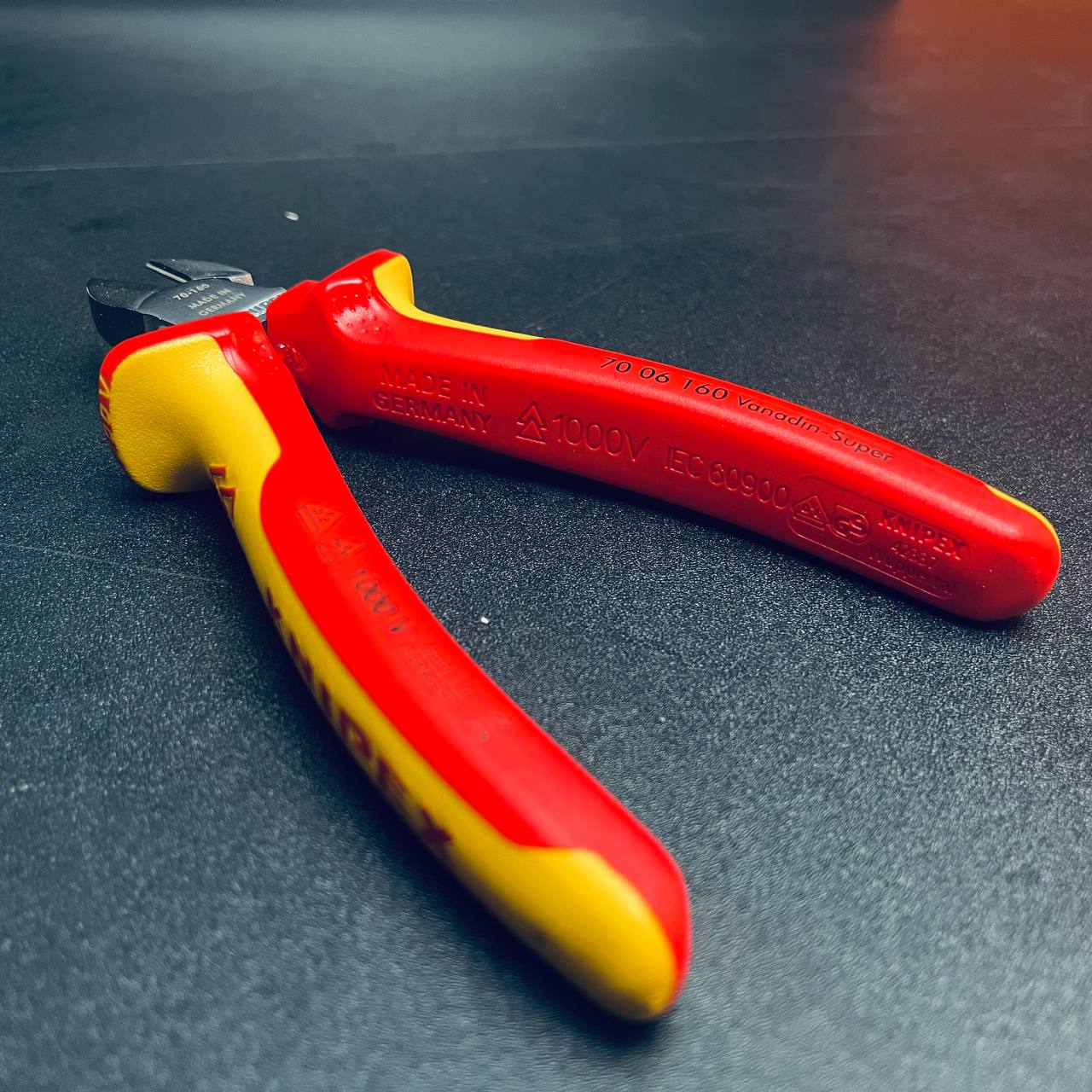 KÌM CẮT KNIPEX CÁCH ĐIỆN DIAGONAL 70 06 160 - Ảnh 7