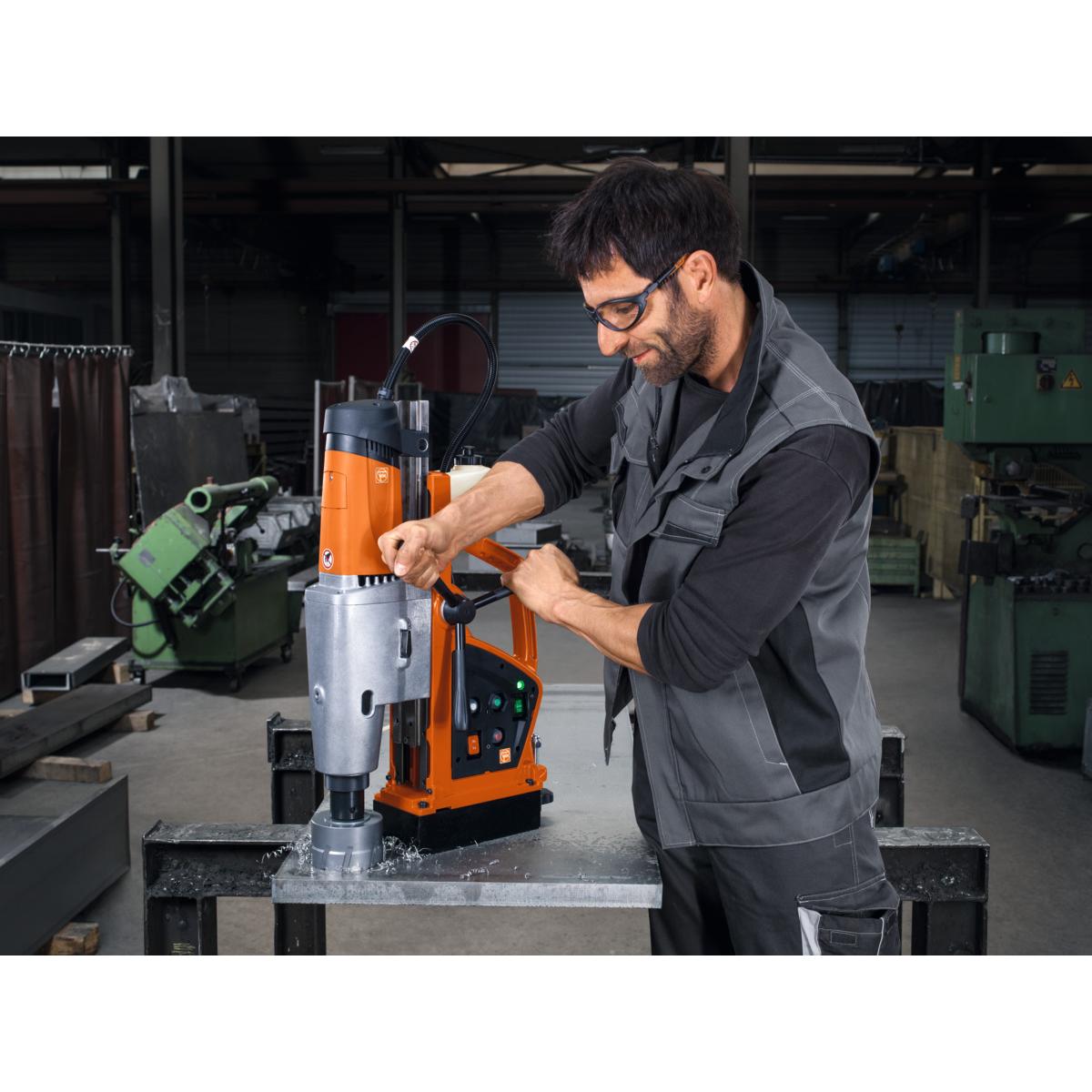 MÁY KHOAN TỪ, KHOAN LÕI KBU110-4M - Ảnh 4