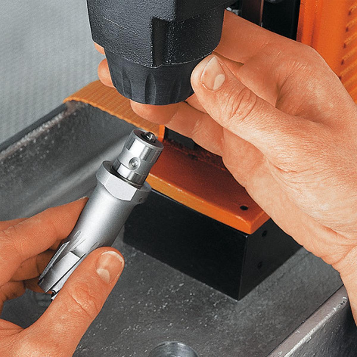 MÁY KHOAN TỪ, KHOAN LÕI KBM50U - Ảnh 5
