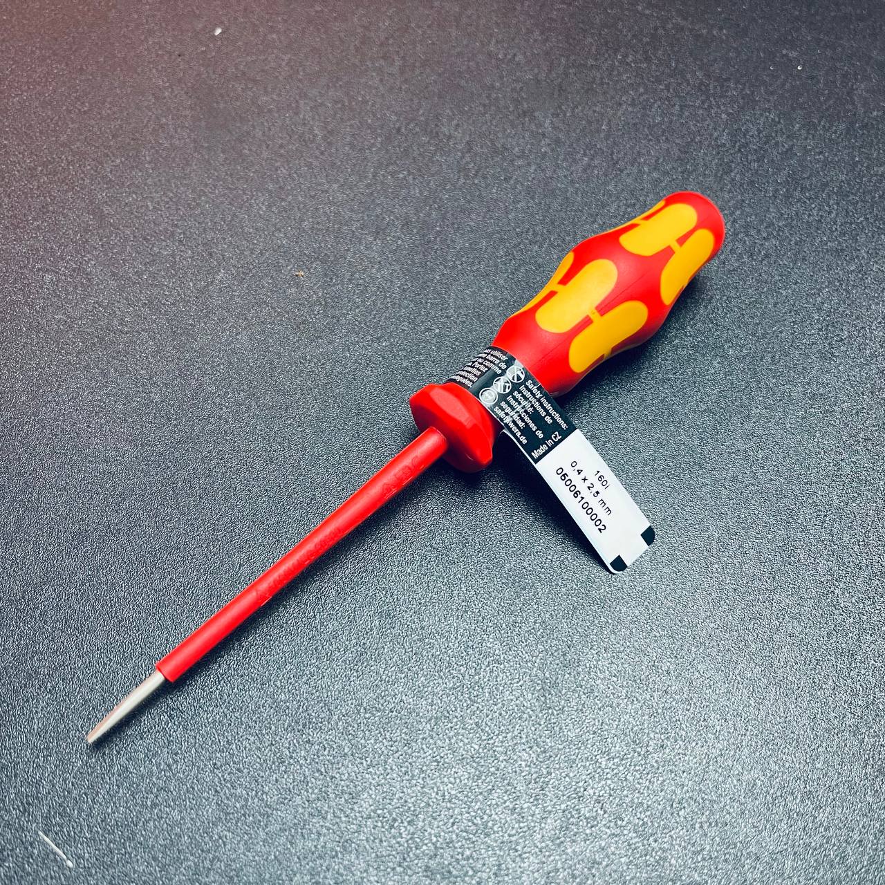 TUA VÍT DẸP 2,5MM BỌC NHỰA CÁCH ĐIỆN 1000V 05006100001 WERA - Ảnh 3